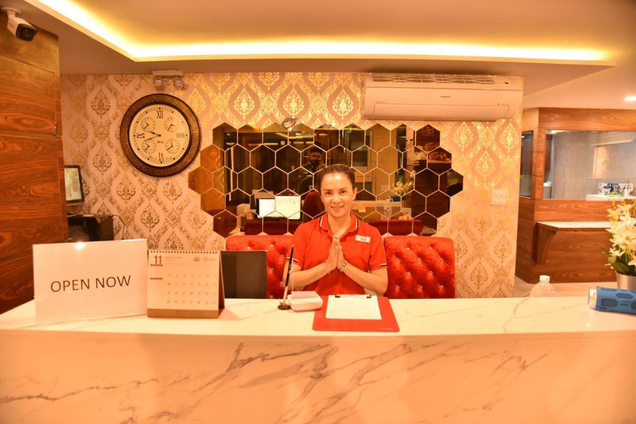 Rose Nana Hotel Бангкок Екстер'єр фото